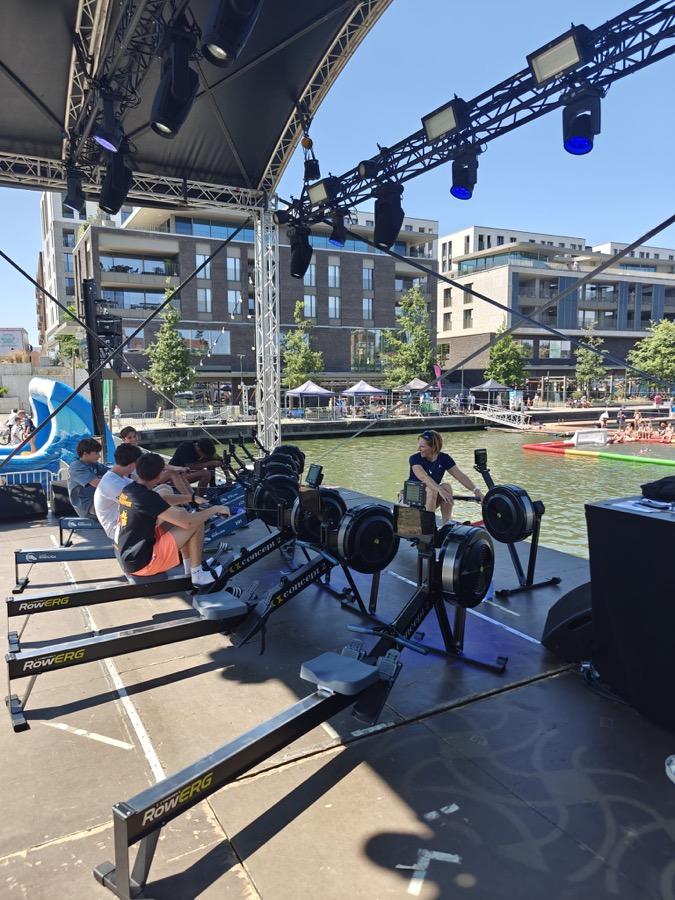 Roei-evenement van de Vlaamse Roeiliga, zicht op de haven